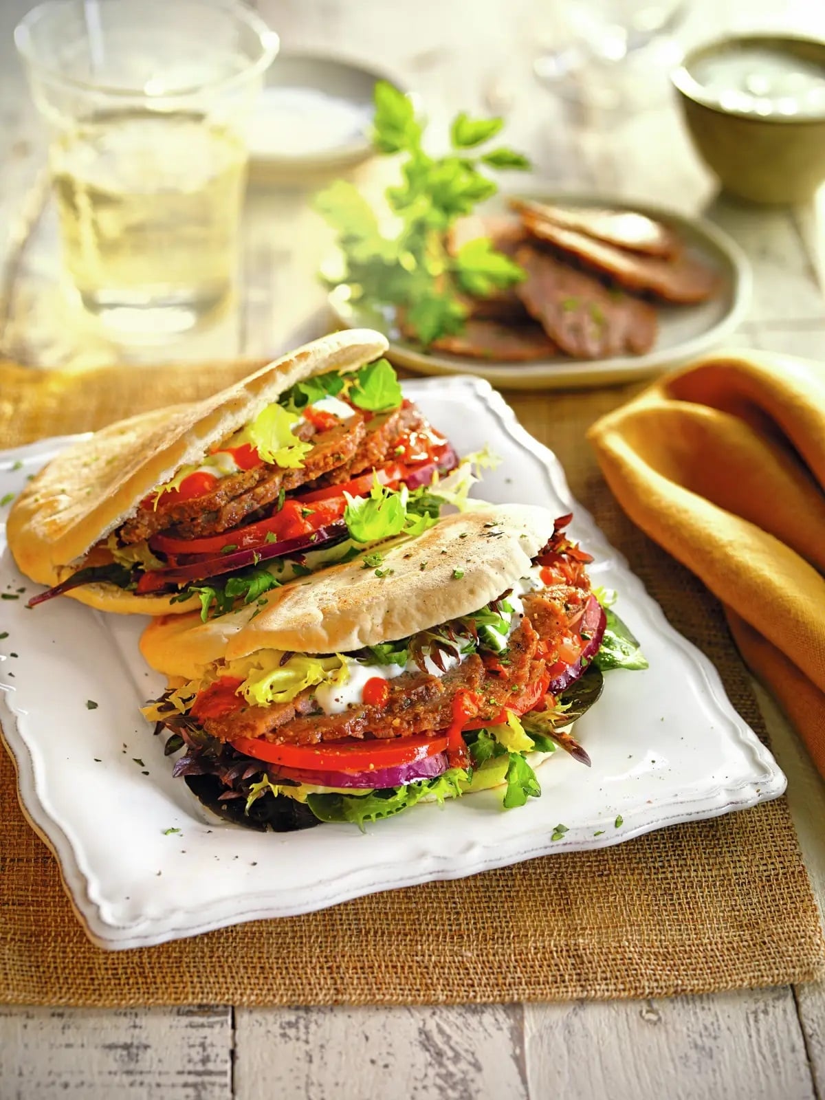 pan-de-pita-con-carne-picada_00000000_40f7ac1e_250507165756_1200x1600 (1)