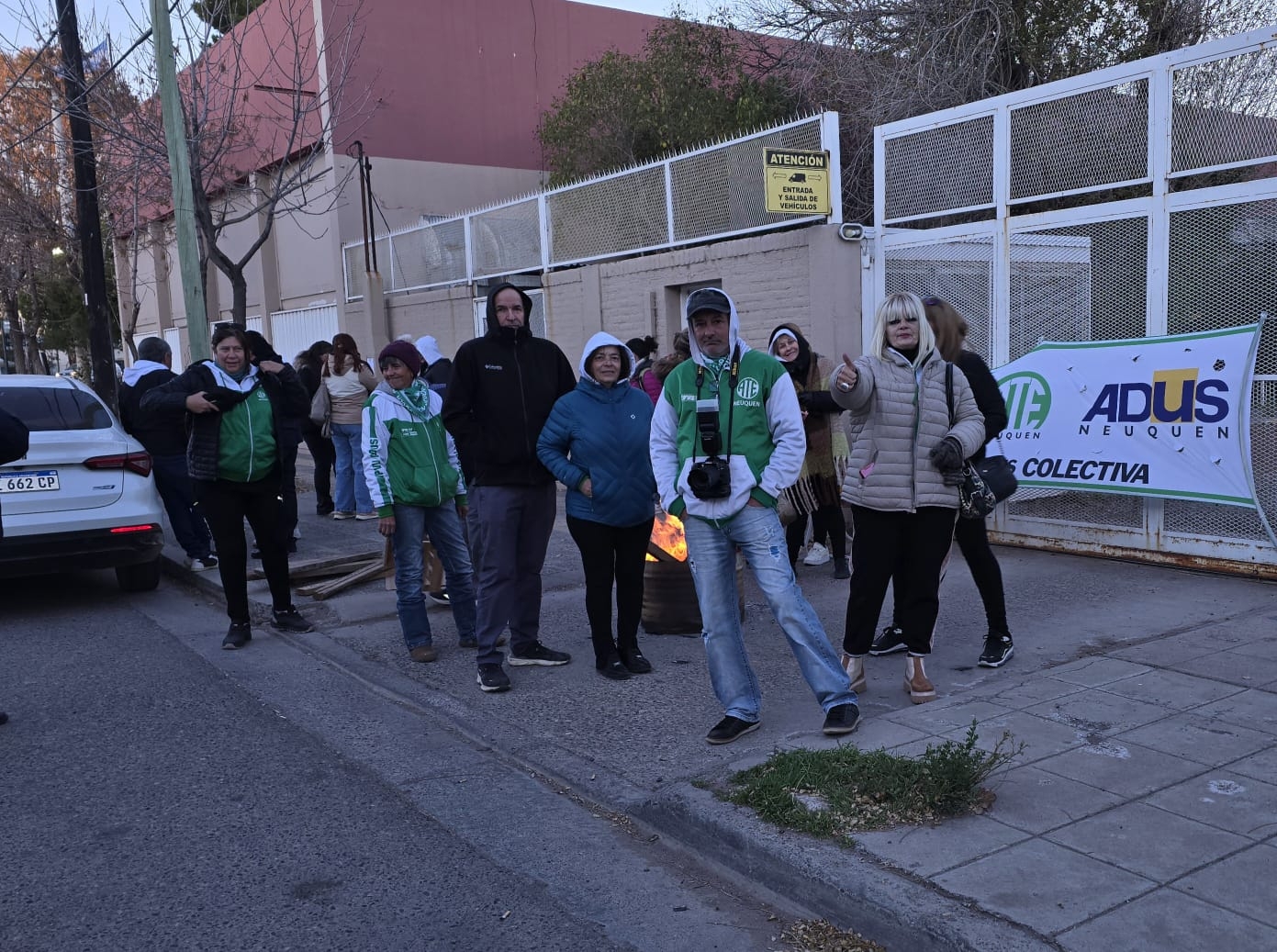 Protesta de trabajadores del IPVU Fuente (Canal 7)
