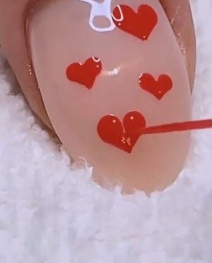 nail544