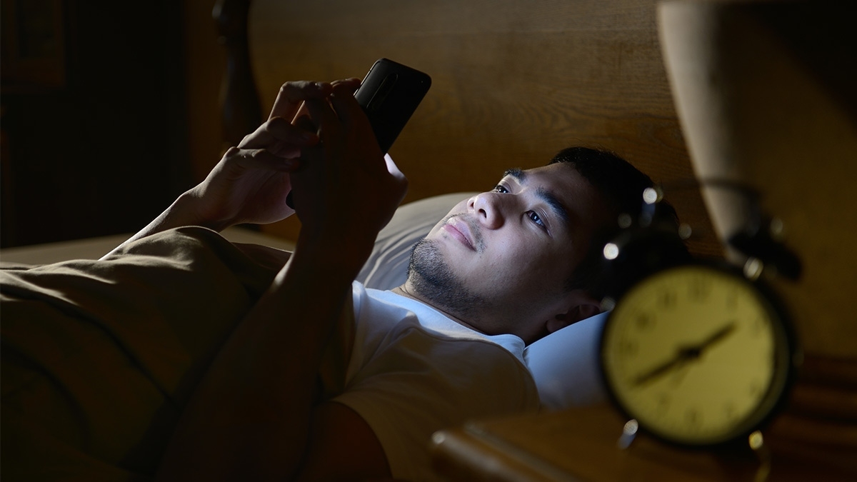 celular-antes-de-dormir-083513 (1)