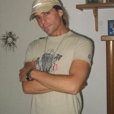 137dad3a1d2f9df2a9f0624463f5a5e2_400x400