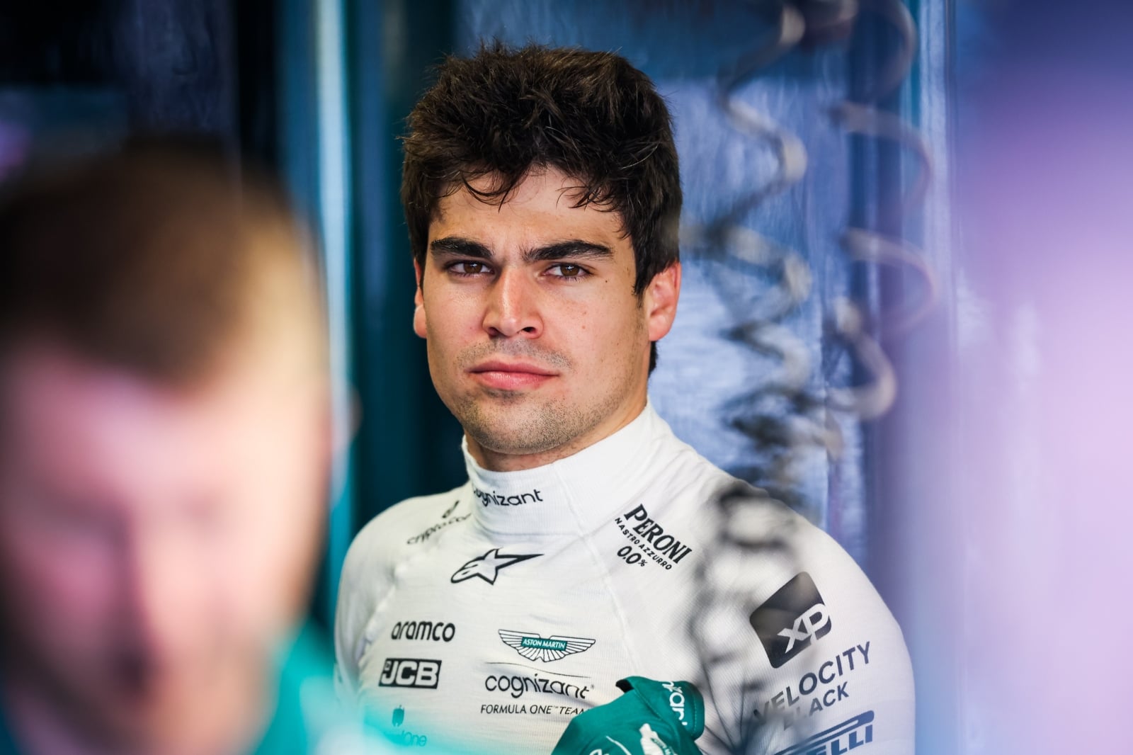lance-stroll-box-aston-martin