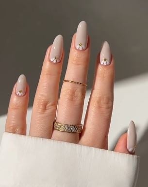 nail09