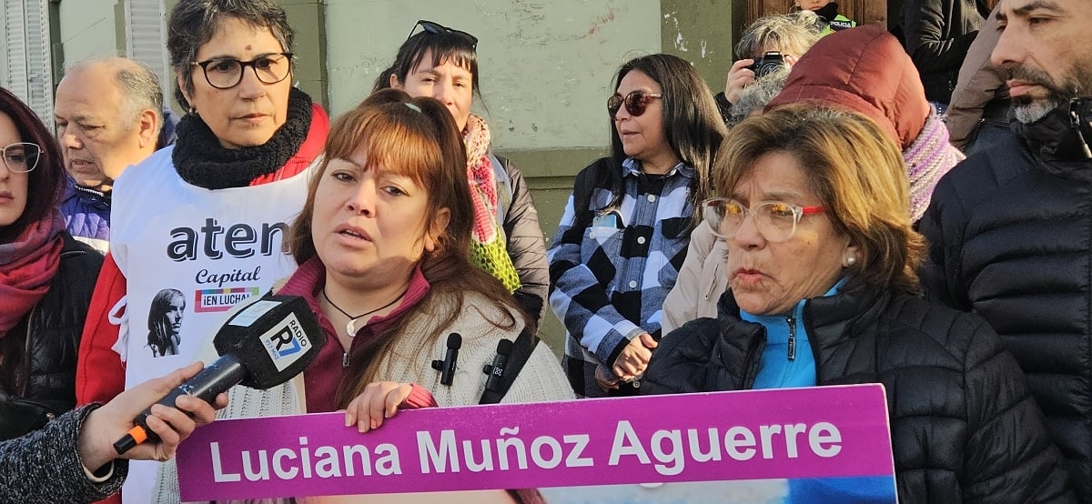 marcha por luciana casa de gobierno