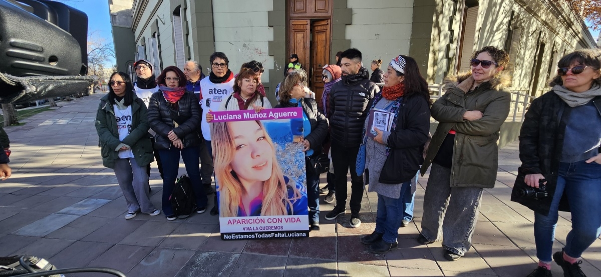 marcha por luciana casa de gobierno 1