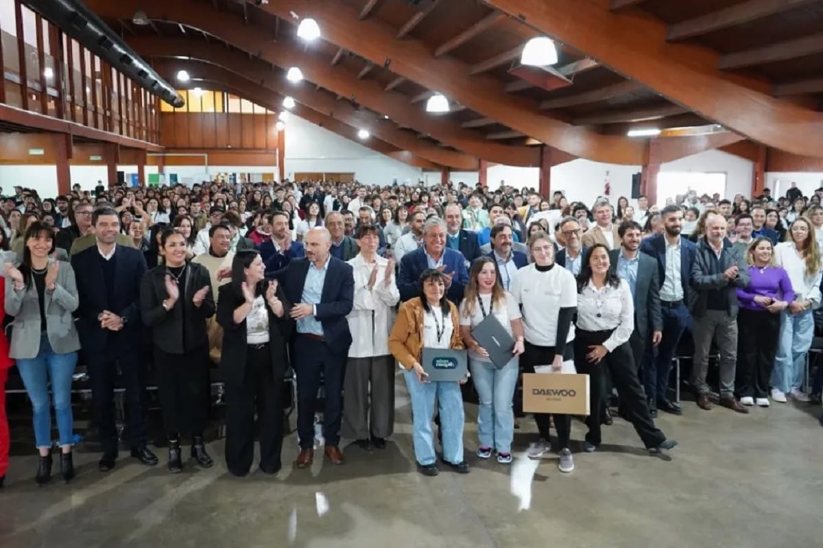 becas y notebooks