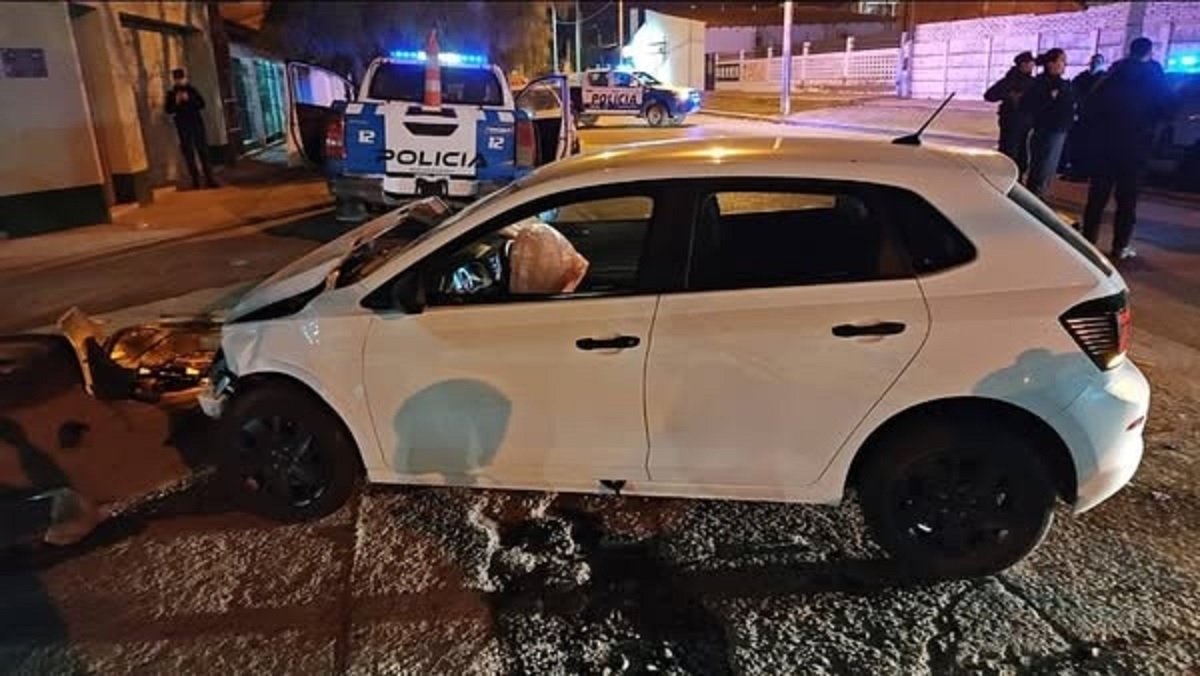 persecucion y choque en centenario