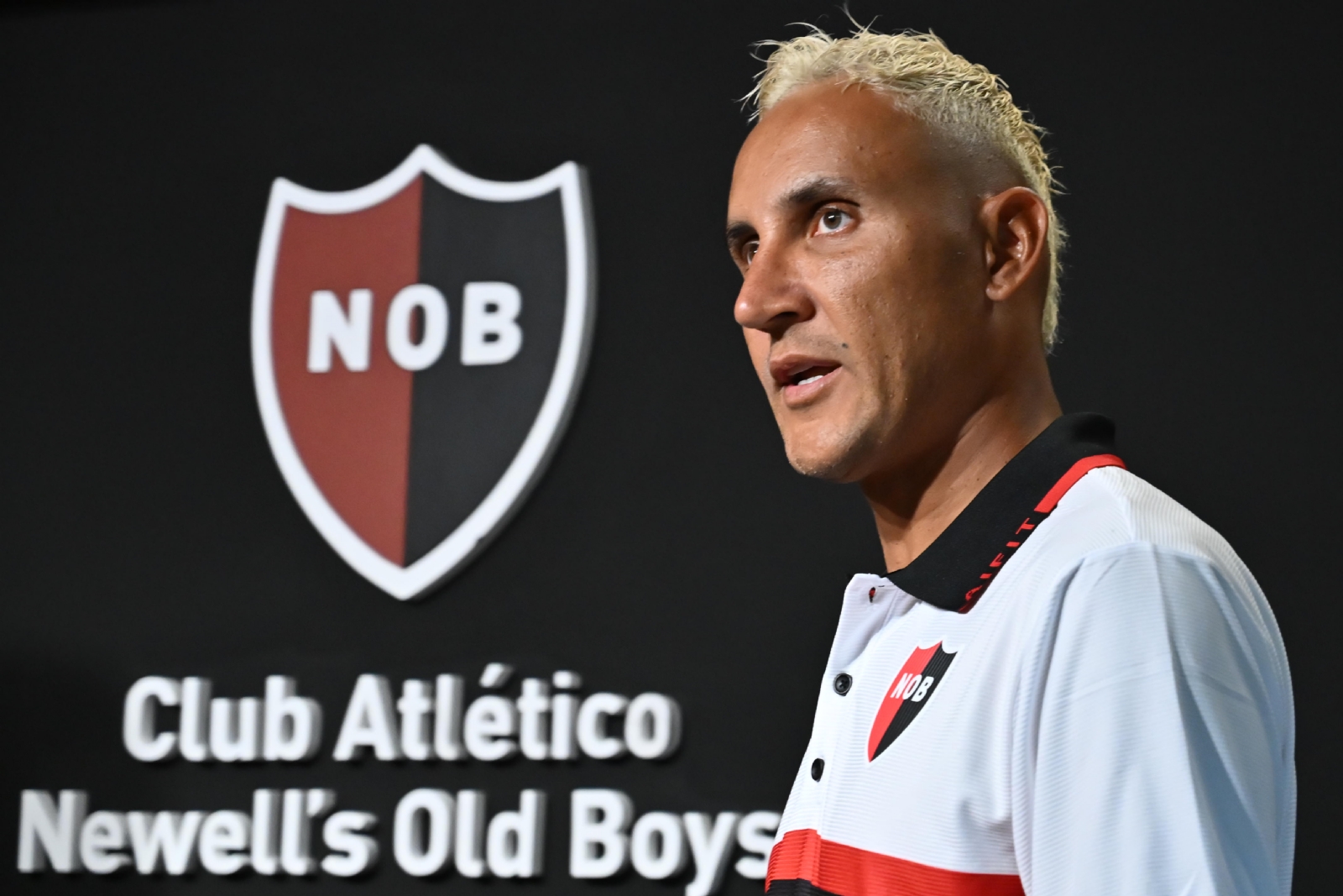 newells-old-boys-unveils-keylor-navas-as-new-player