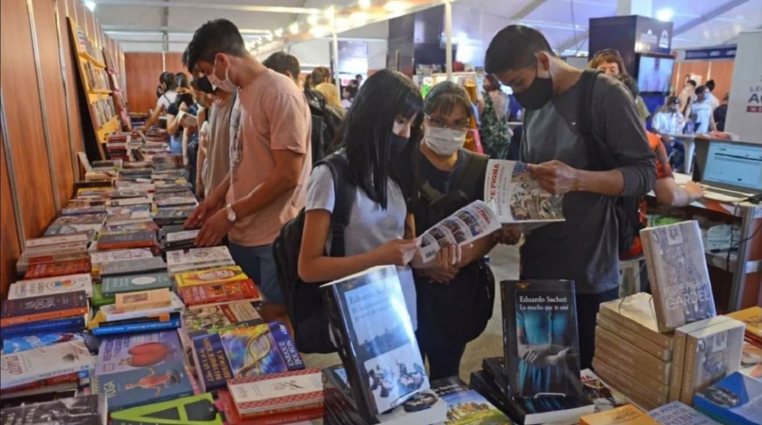 feria del libro minuto nqn