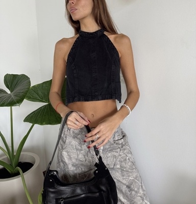 33