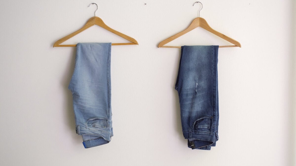 Guardar-los-pantalones-colgados-1200x675
