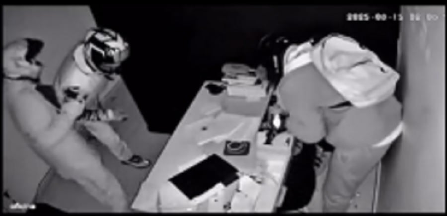 robo casa de celulares 2