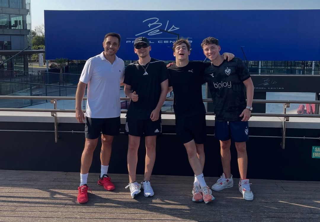 Divertido encuentro donde disfrutamos jugando al pádel, los 3 invitados tienen bastante margen d (1)