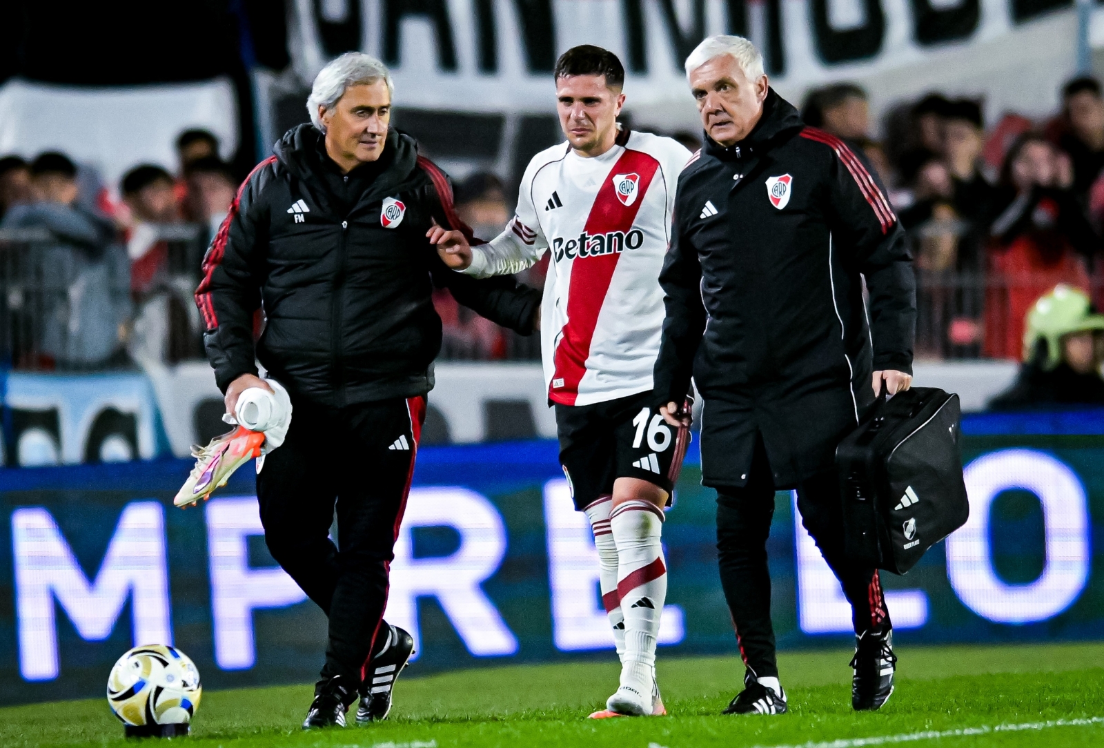 river-plate-v-godoy-cruz-torneo-clausura-betano-2025 (1)