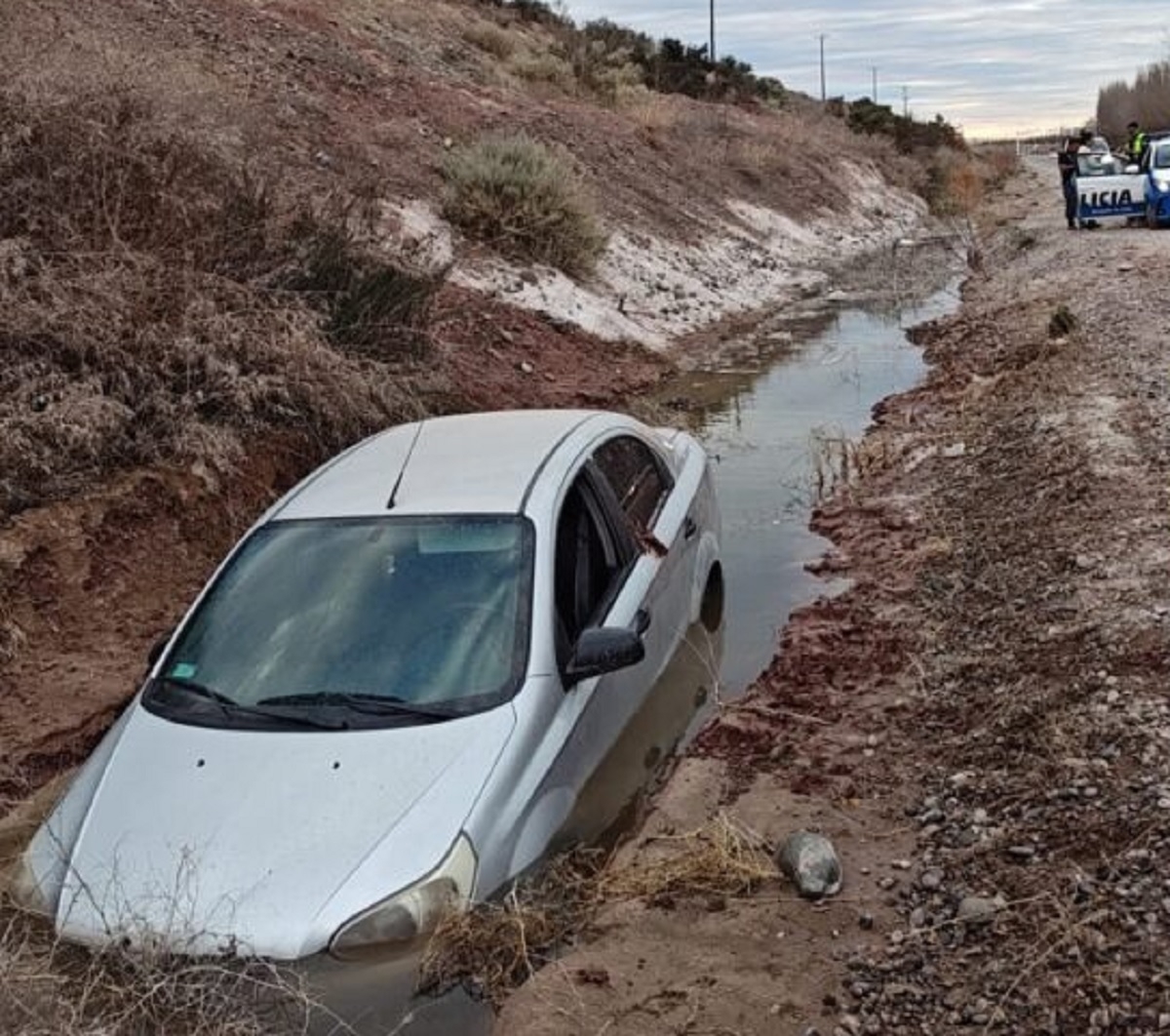 aveo en el desagüe