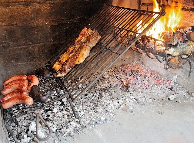 Asado_uruguayo_familiar (1)