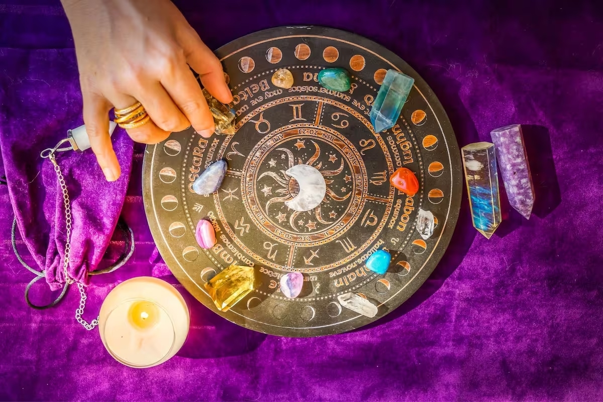 cada-color-esta-asociado-a-un-signo-del-zodiaco-O2MD6DC5OZGWJBKGNYEAEFDGZE