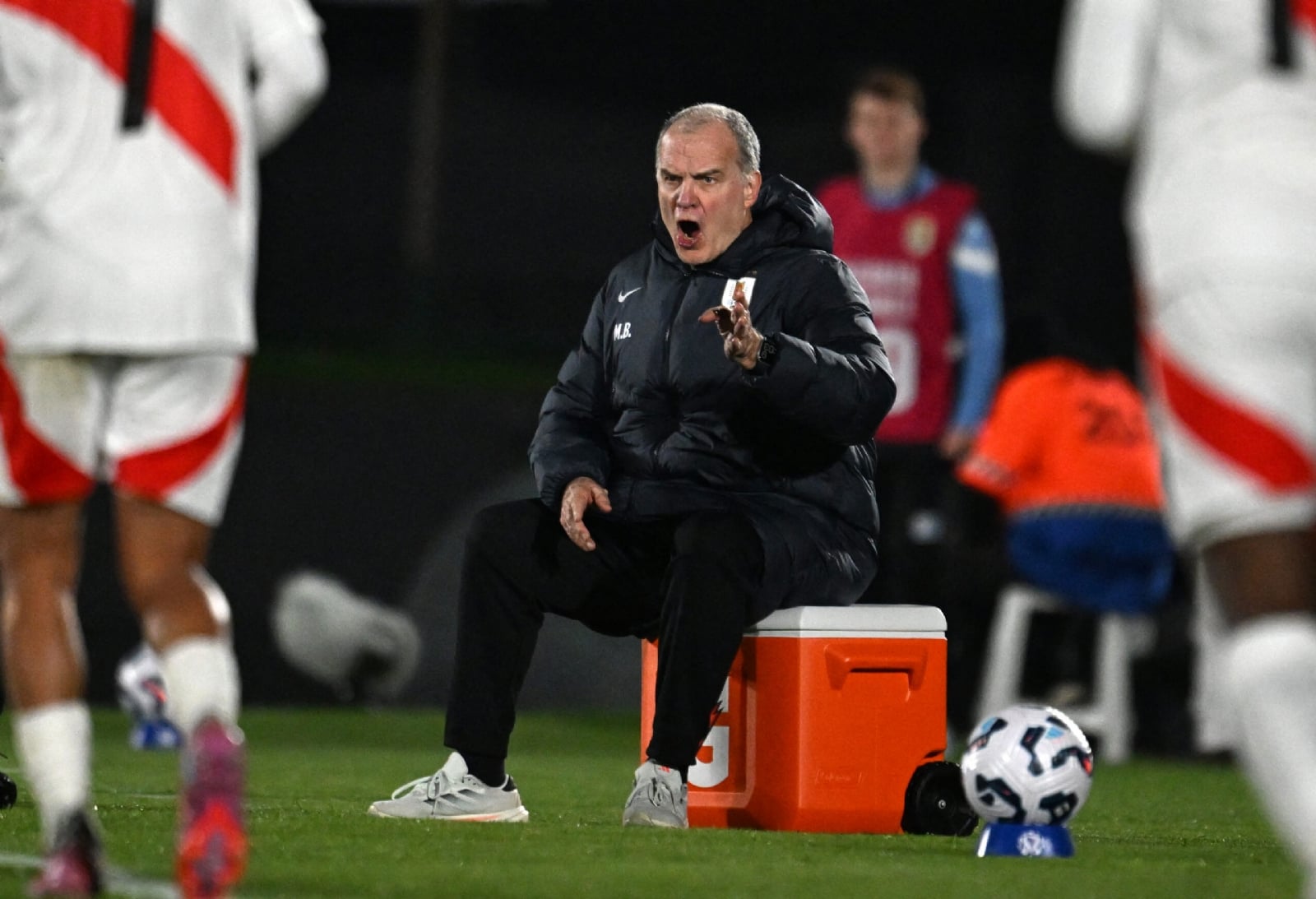 G0FN38PWAAAiKYl