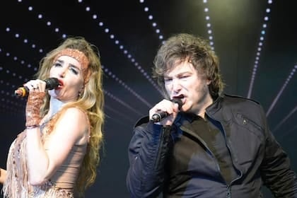 fatima-florez-y-javier-milei-cantaron-el-rock-del-UEXLOKQ4Z5DRHFVGCE6RZVWDT4