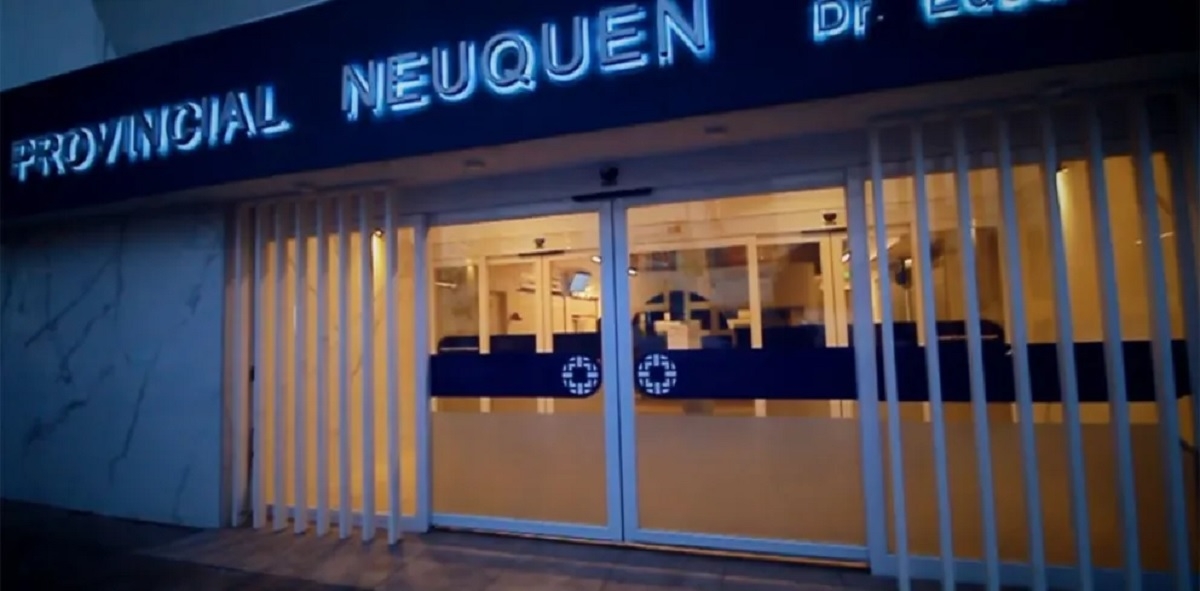 entrada hospital neuquen