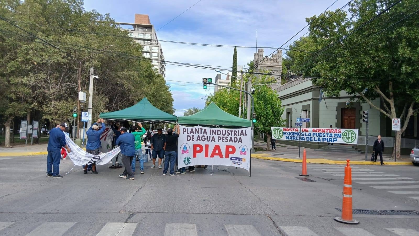 Protesta de la PIAP frente a la Casa de Gobierno. Fuente_ (Facebook)