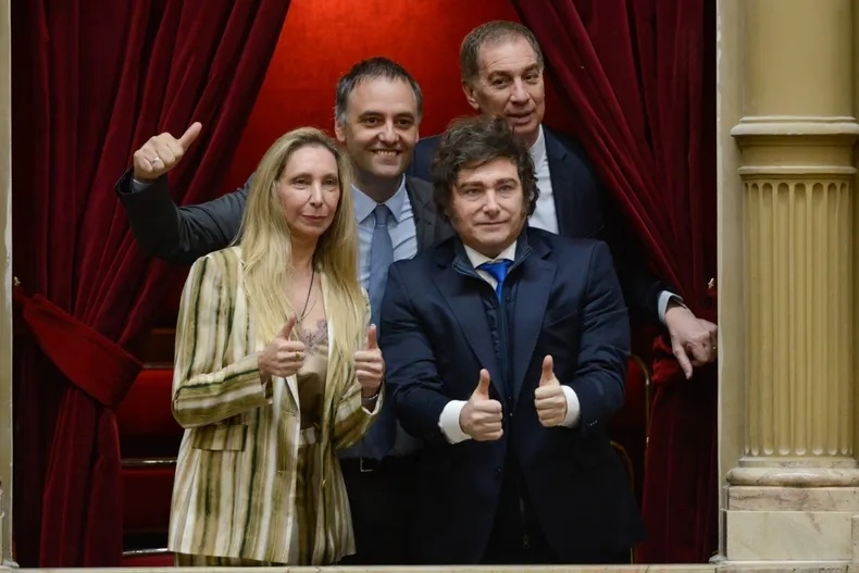 milei y equipo