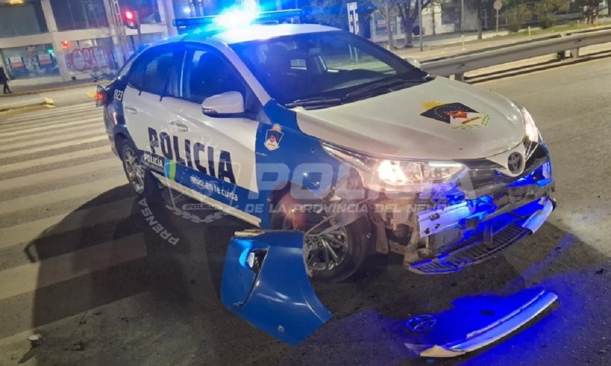 patrullero chocado