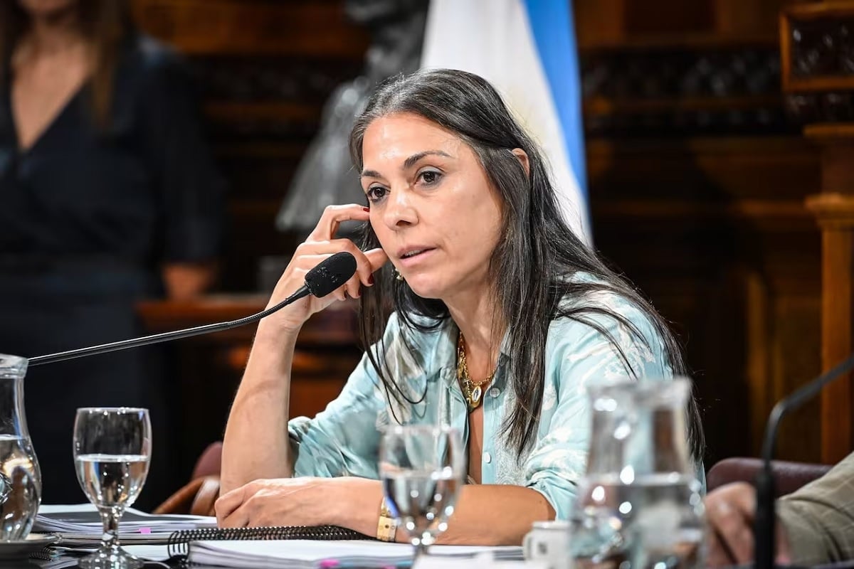 lucila crexell sola