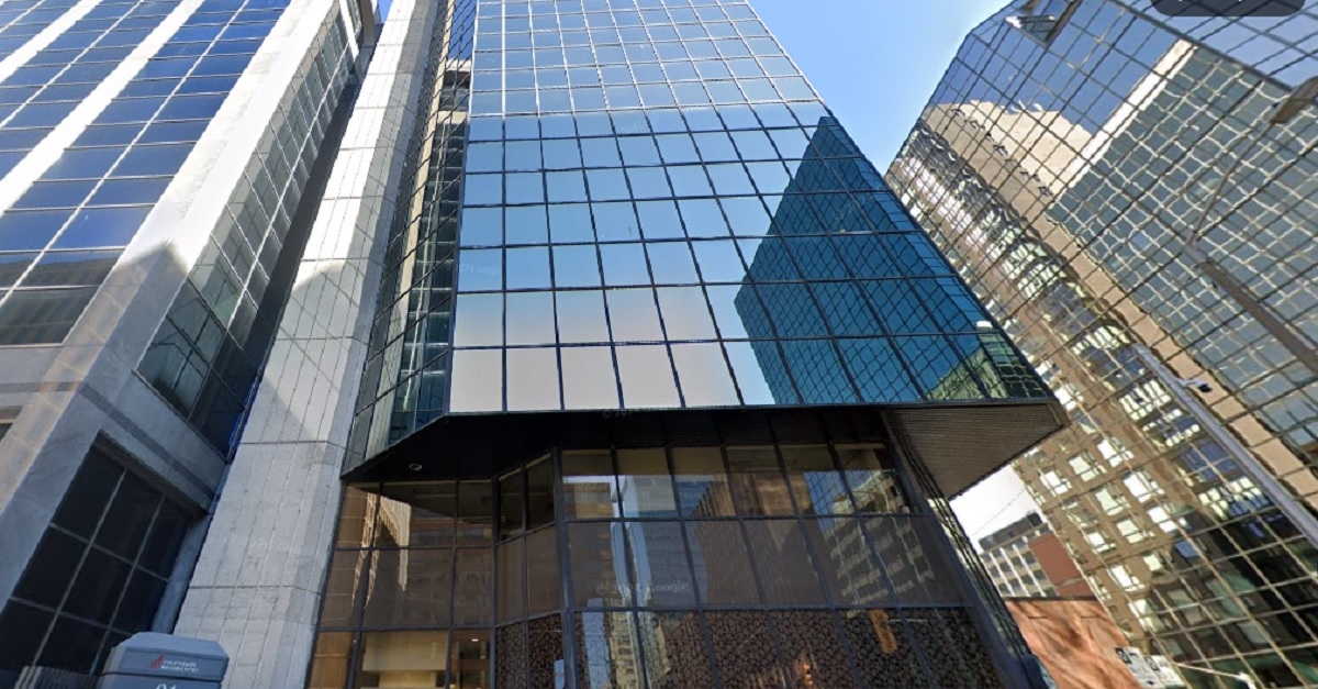 edificio embajada argentina en canada