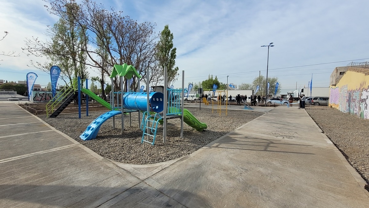 plaza skatepark