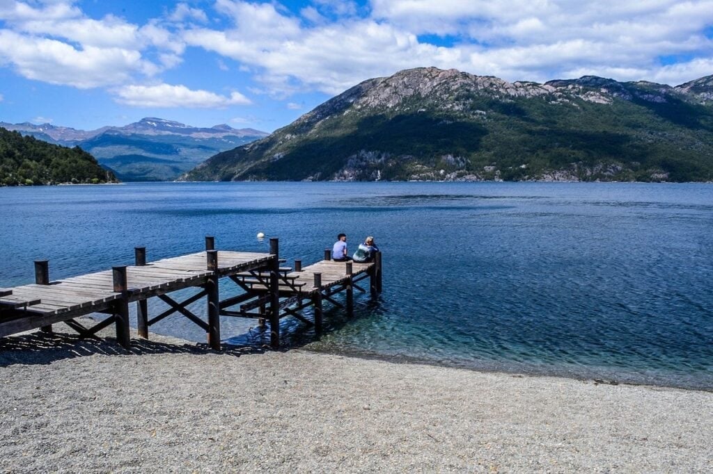 Muelle_-_Lago_Futalaufquen-1024x682
