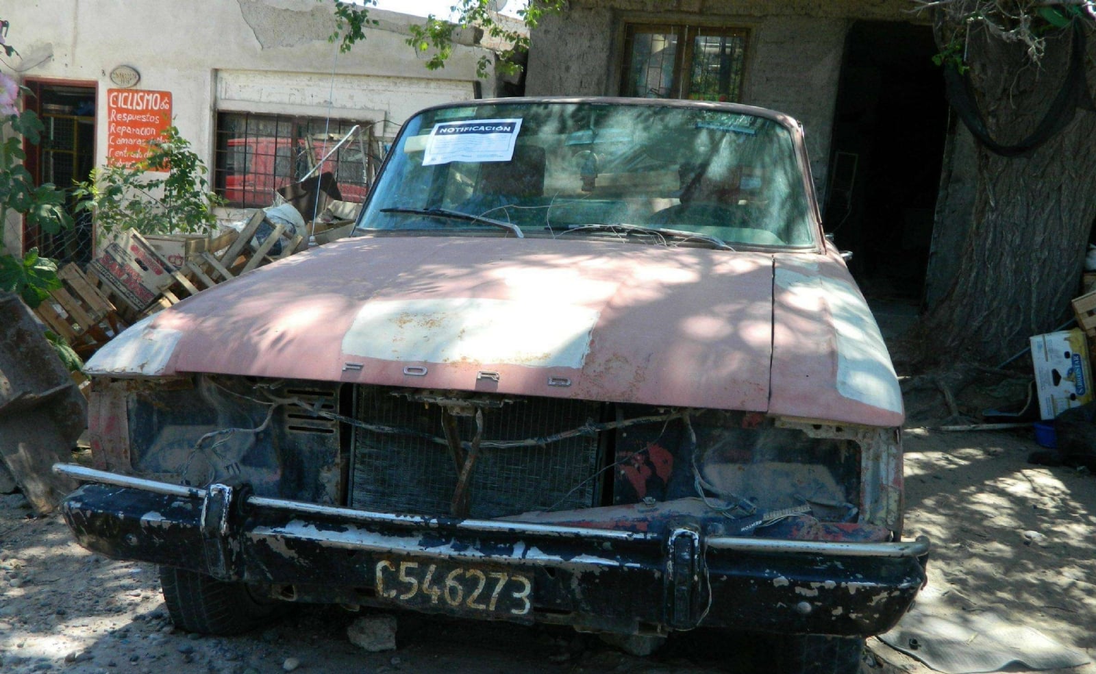 auto abandonado