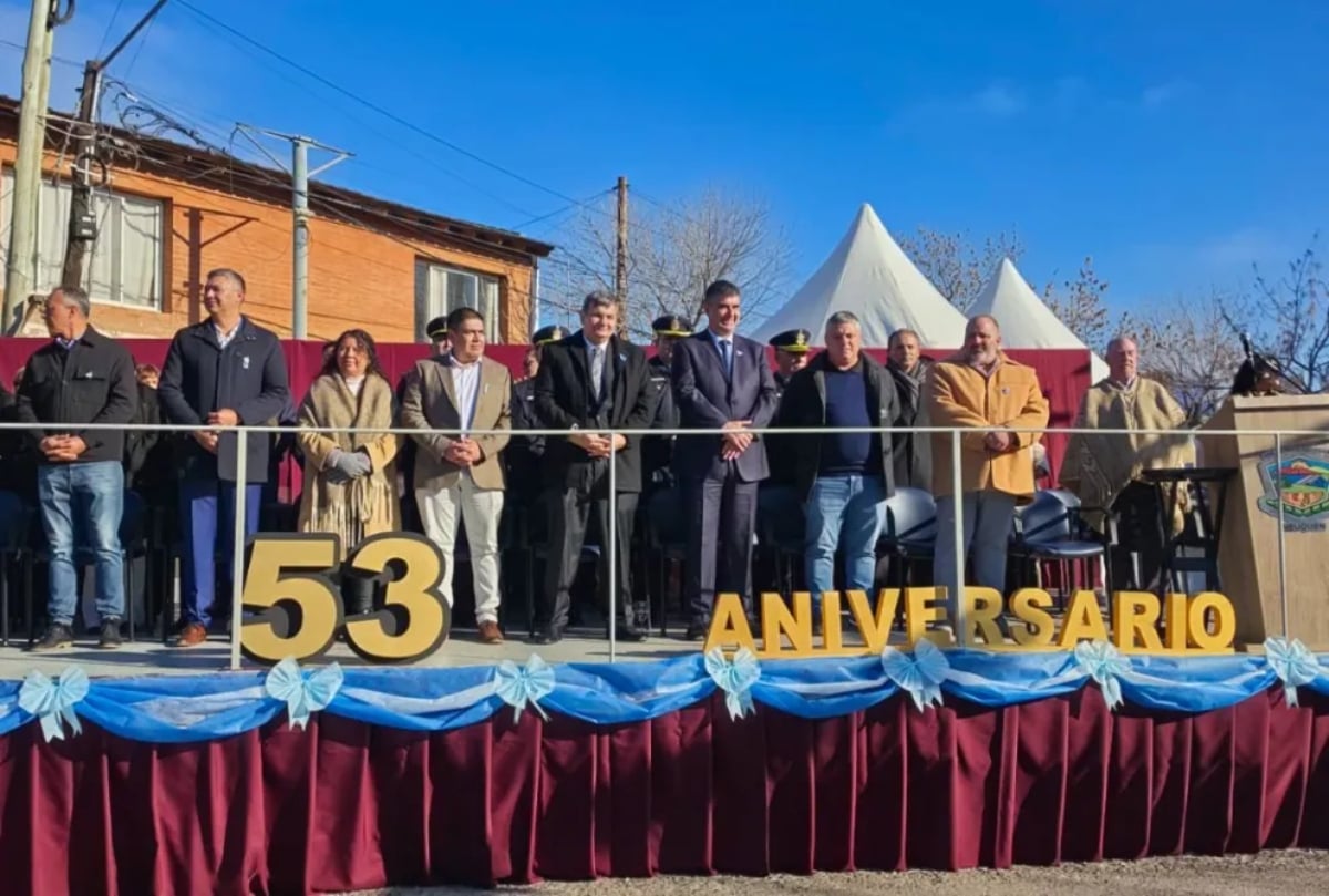 Guillermo Koenig en el aniversario de San Patricio del Chañar. Fuente_ (Neuquén Informa)